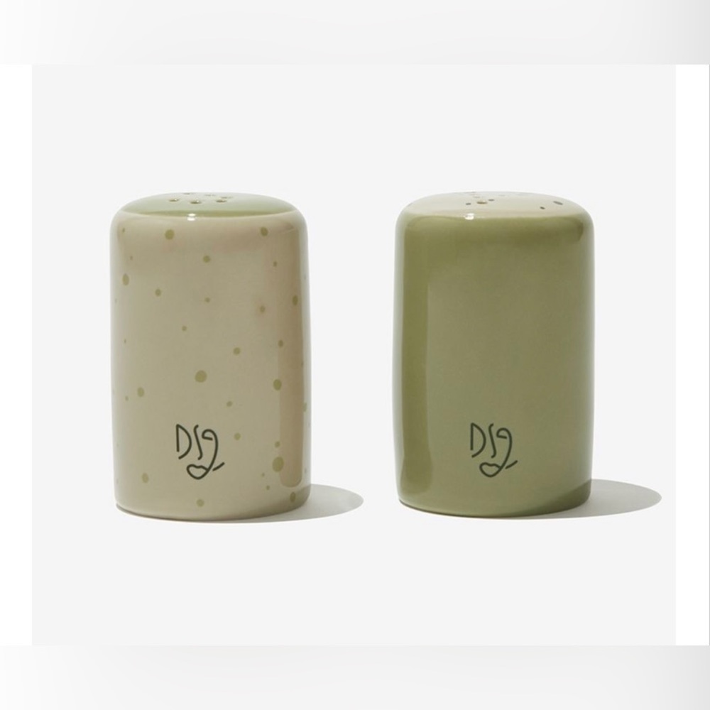 Darling Spring Salt & Pepper Shakers NWT Pottery Glass Green Natural